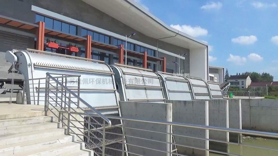 �R��ˮ���м~�Ŀ